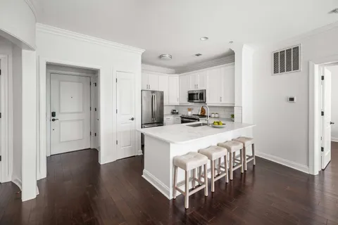 $1,050,000 | 21 George Street, Unit 203, Charleston, SC 29401