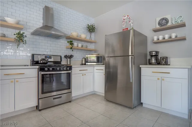 $2,250 | 2401 Predera Avenue, Henderson, NV 89052