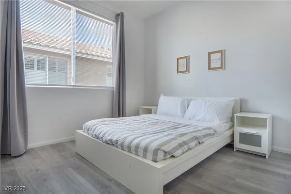 $2,075 | 2401 Predera Avenue, Henderson, NV 89052