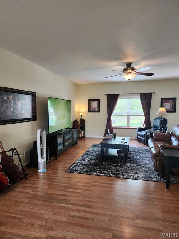 103 Cedar Court St. Robert, MO 65584 - Photo 5 of 55