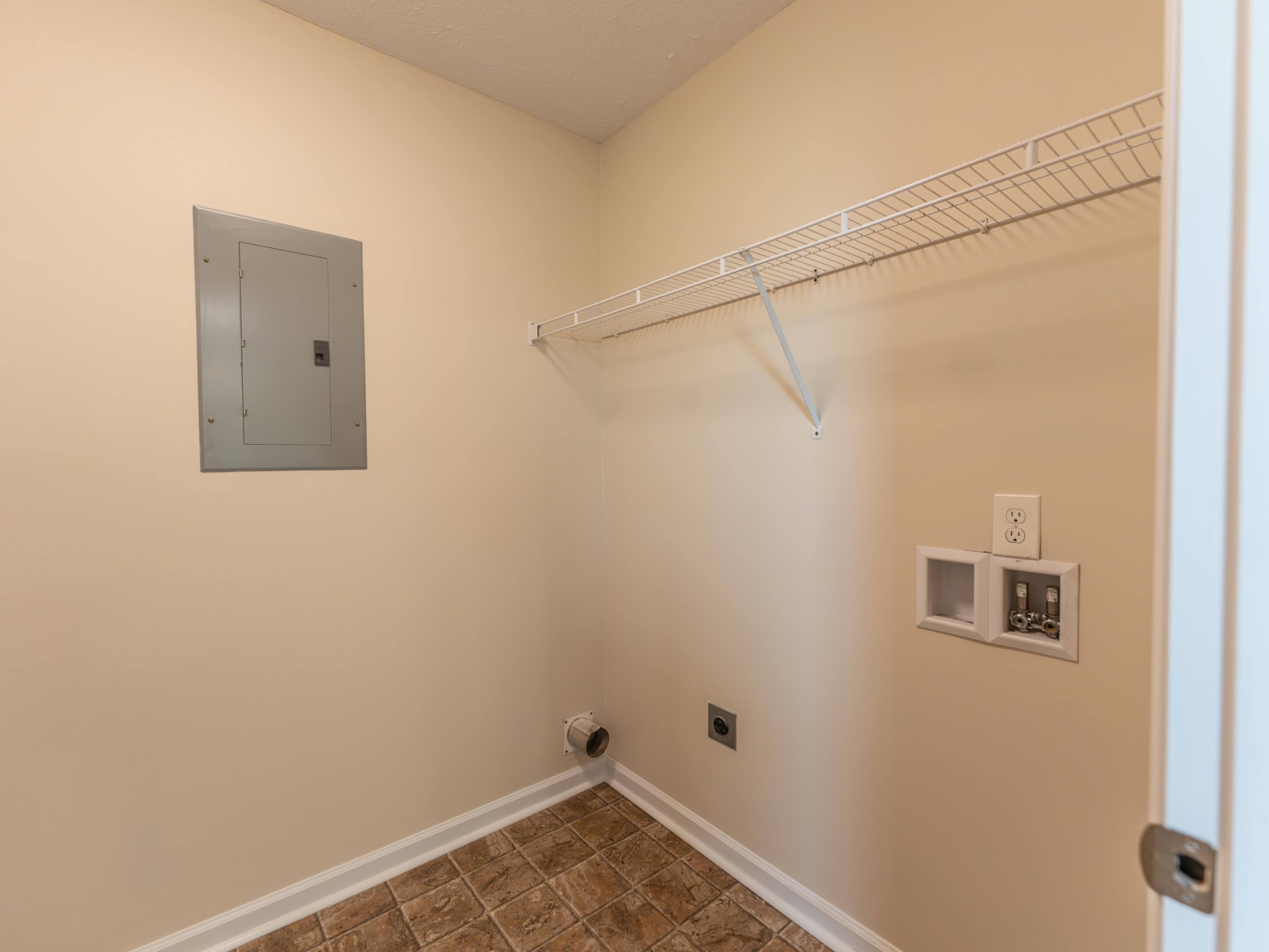 4214 Thick Road Chapel Hill, TN 37034 - Photo 14 of 29 a view of a room with rack on the wall