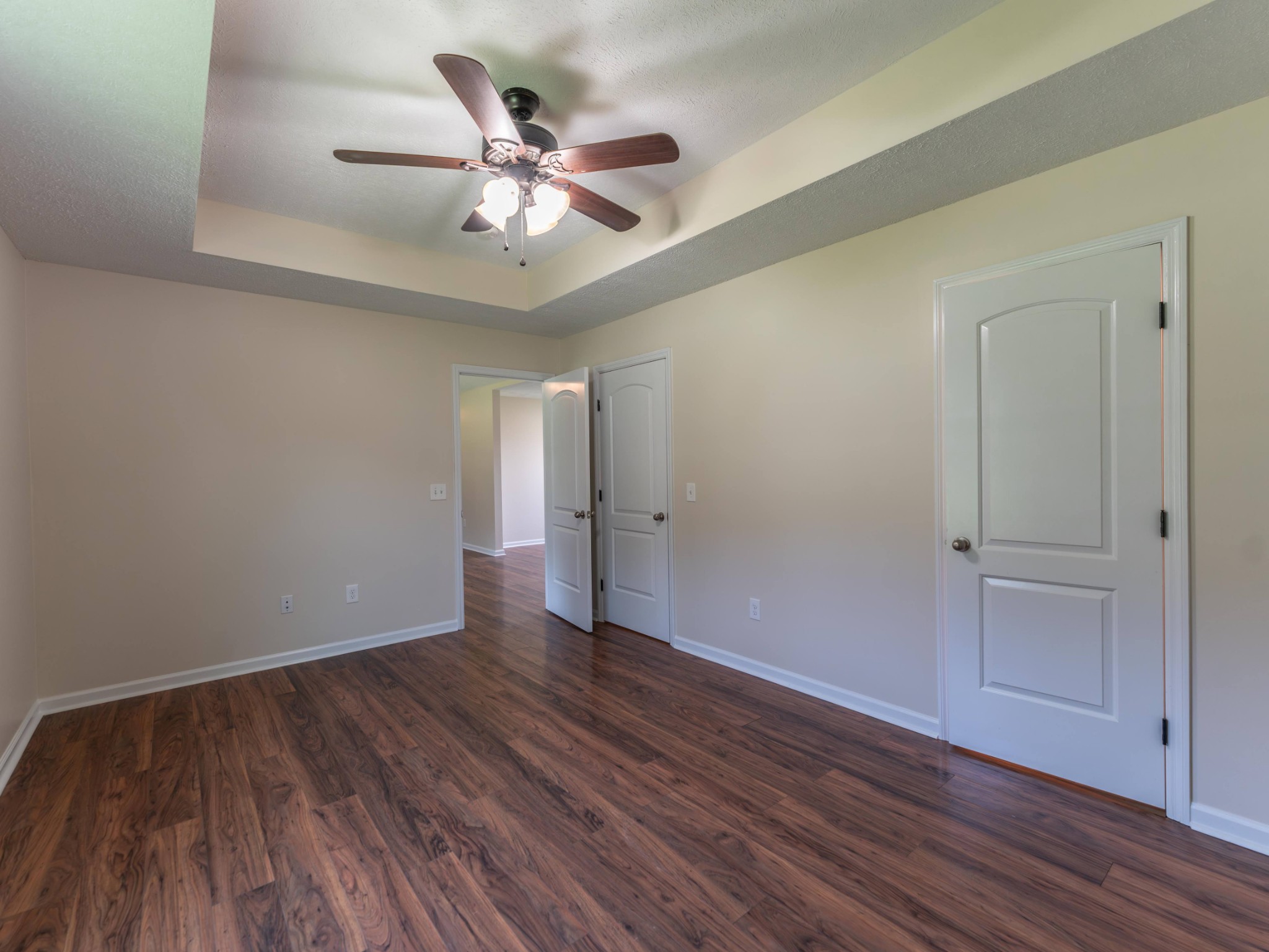 4214 Thick Road Chapel Hill, TN 37034 - Photo 17 of 29 a view of an empty room and wooden floor