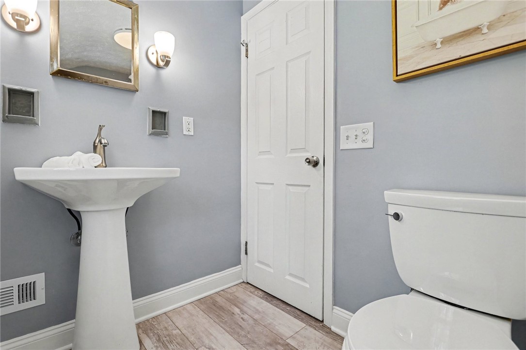 236 Wyndale Road Irondequoit, NY 14617 - Photo 18 of 26