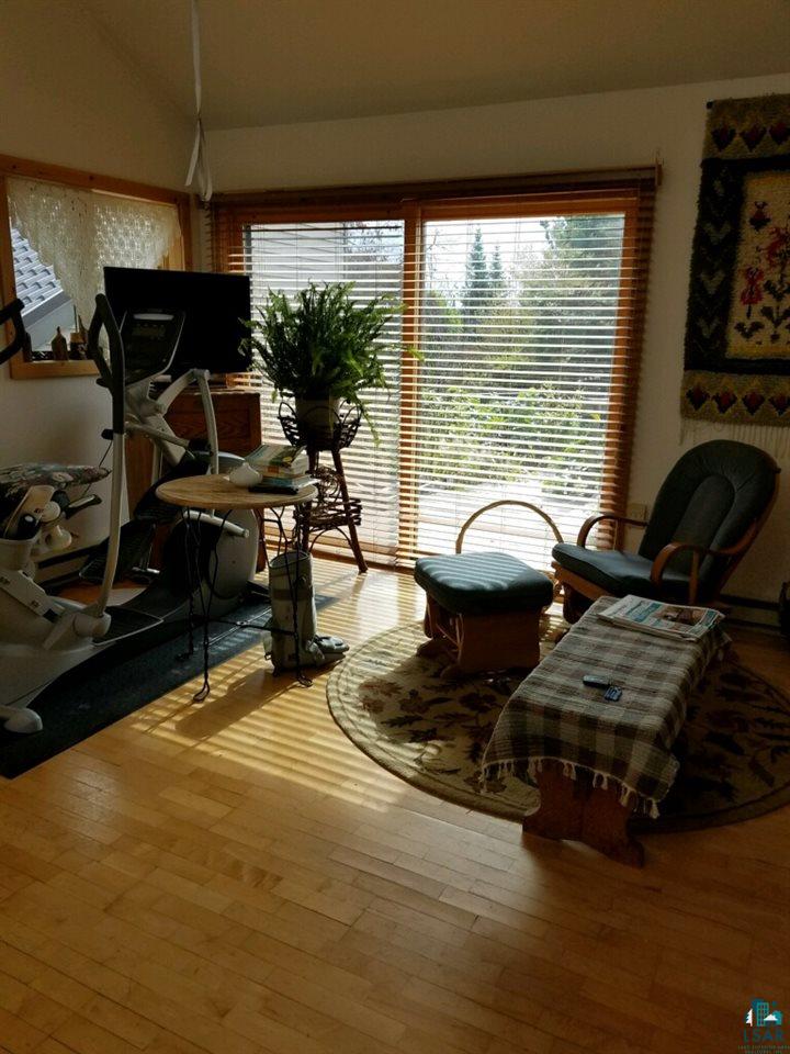 4244 Emerson Road Duluth, MN 55803 - Photo 15 of 21 apartment