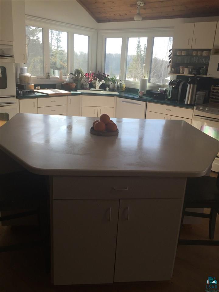 4244 Emerson Road Duluth, MN 55803 - Photo 17 of 21 center Island kitchen