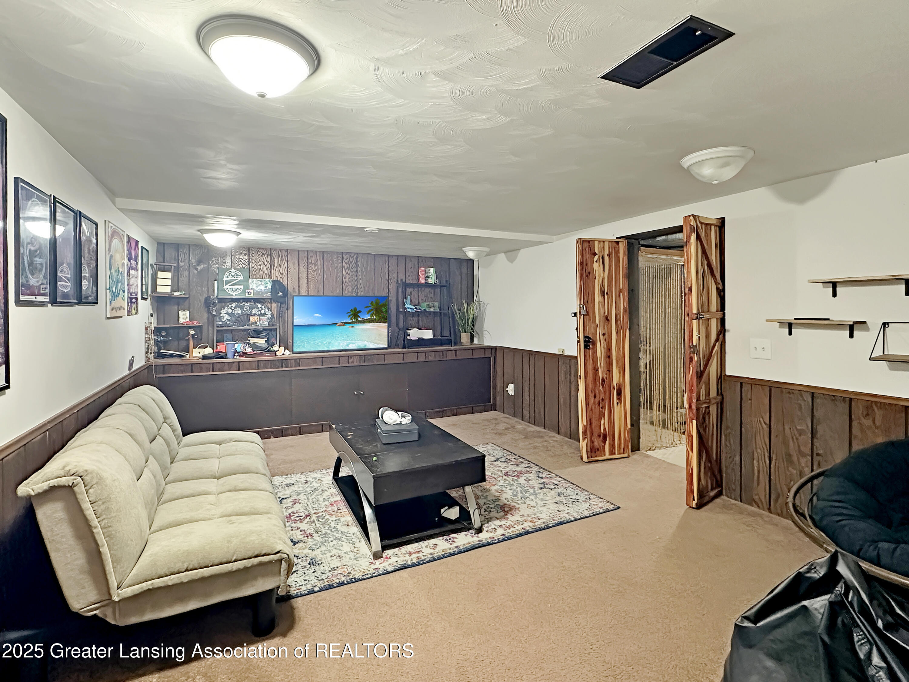 2529 Arlington Road Lansing, MI 48906 - Photo 14 of 20 14-2529_Arlington