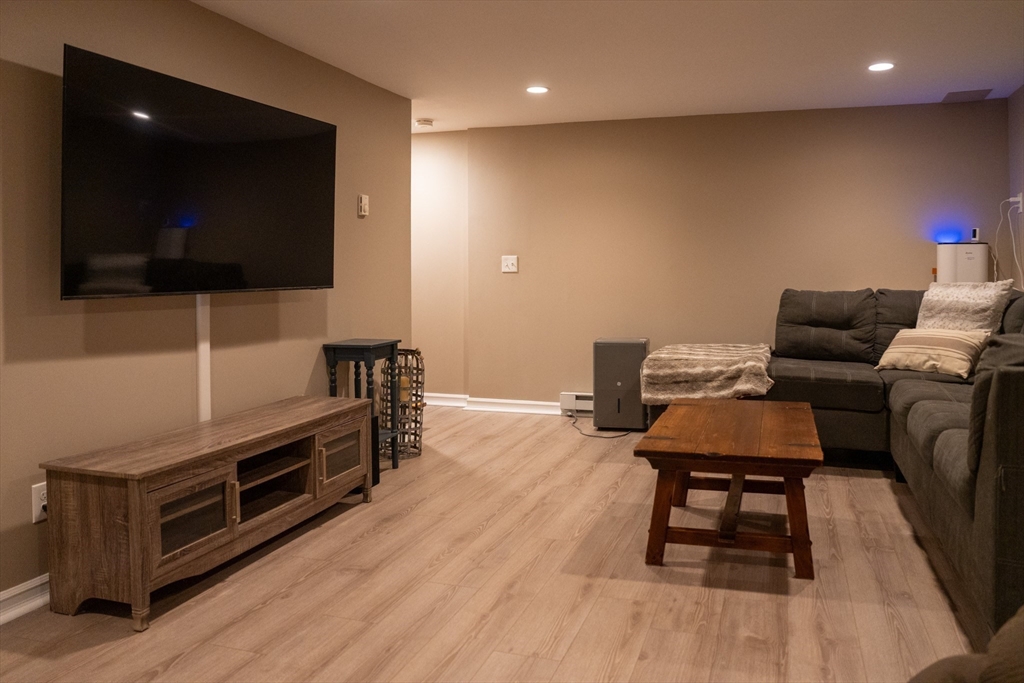 5065 North Main Street, Unit 2 Fall River, MA 02720 - Photo 19 of 32