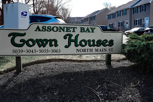 $365,000 | 5065 North Main Street, Unit 2, Fall River, MA 02720