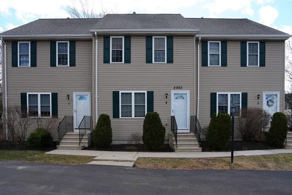 $365,000 | 5065 North Main Street, Unit 2, Fall River, MA 02720