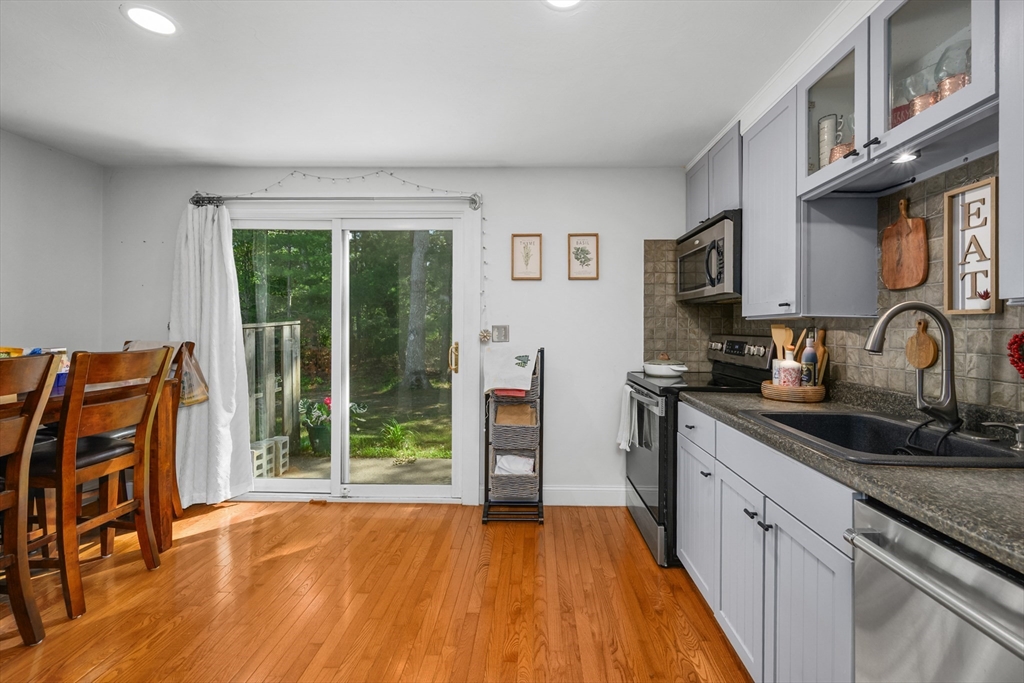 300 Falmouth Road, Unit 9E Mashpee, MA 02649 - Photo 9 of 40