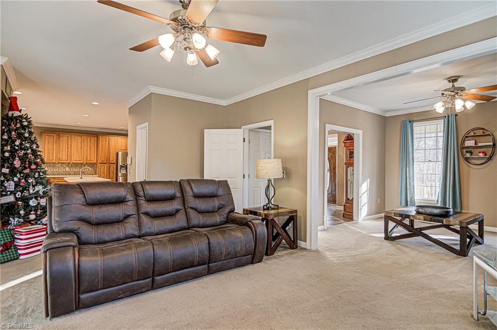 338 Sapphire Valley Drive Winston-Salem, NC 27107 - Photo 12 of 50