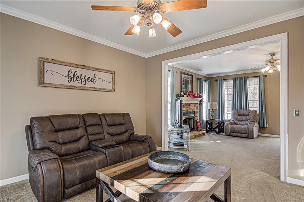 338 Sapphire Valley Drive Winston-Salem, NC 27107 - Photo 8 of 50