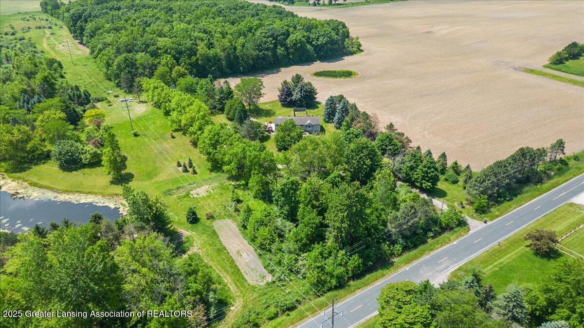 1313 West Alward Road Dewitt, MI 48820 - Photo 38 of 41 33-Media Jett - 08