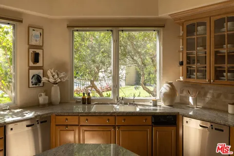 $12,995,000 | Undisclosed Address, Pacific Palisades, CA 90272