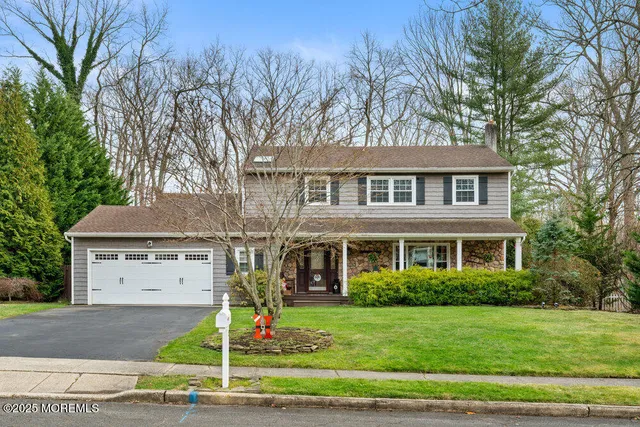 $825,000 | 5 Dorchester Court, Jackson, NJ 08527