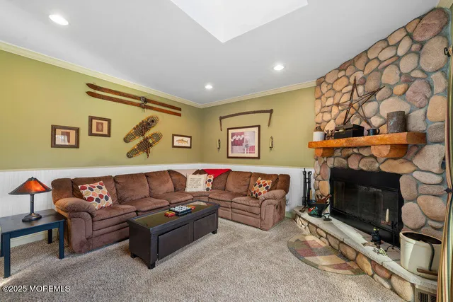 $825,000 | 5 Dorchester Court, Jackson, NJ 08527