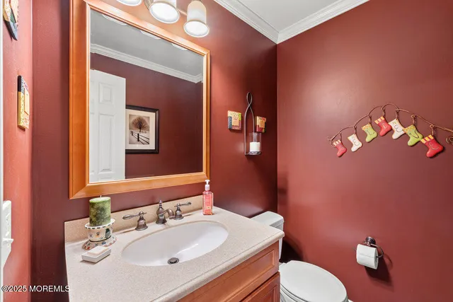 $825,000 | 5 Dorchester Court, Jackson, NJ 08527