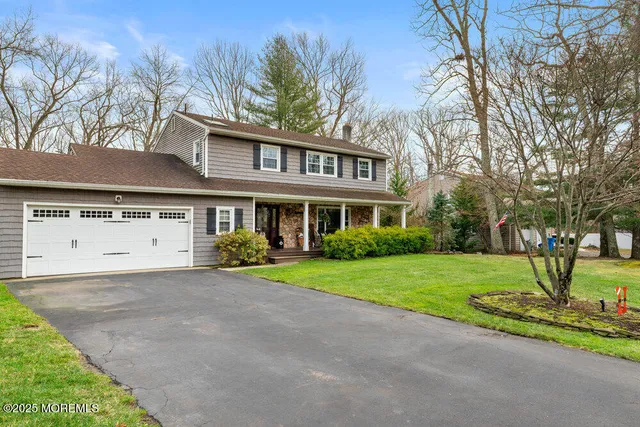 $825,000 | 5 Dorchester Court, Jackson, NJ 08527