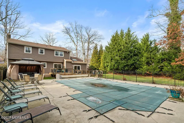 $825,000 | 5 Dorchester Court, Jackson, NJ 08527