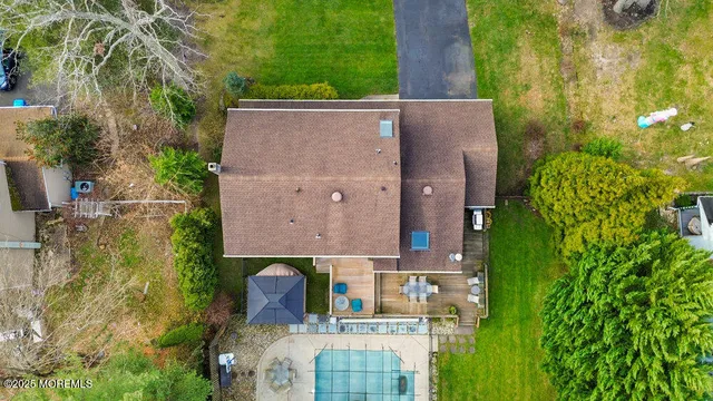 $825,000 | 5 Dorchester Court, Jackson, NJ 08527