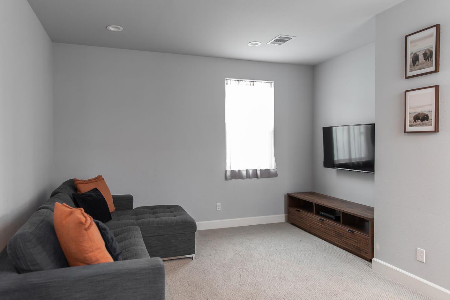 589 Rosa Monte Way Marina, CA 93933 - Photo 13 of 22 Gallery Image 13
