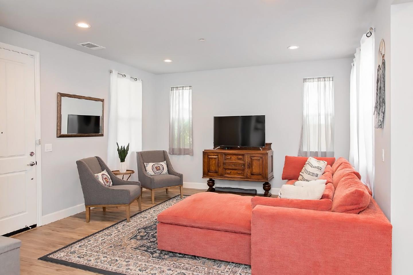 589 Rosa Monte Way Marina, CA 93933 - Photo 3 of 22 Gallery Image 3
