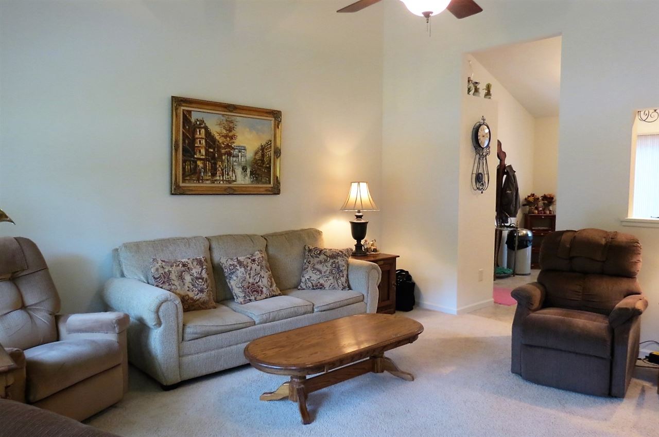 55895 Fir Road Mishawaka, IN 46545 - Photo 3 of 20 Gallery Image 3