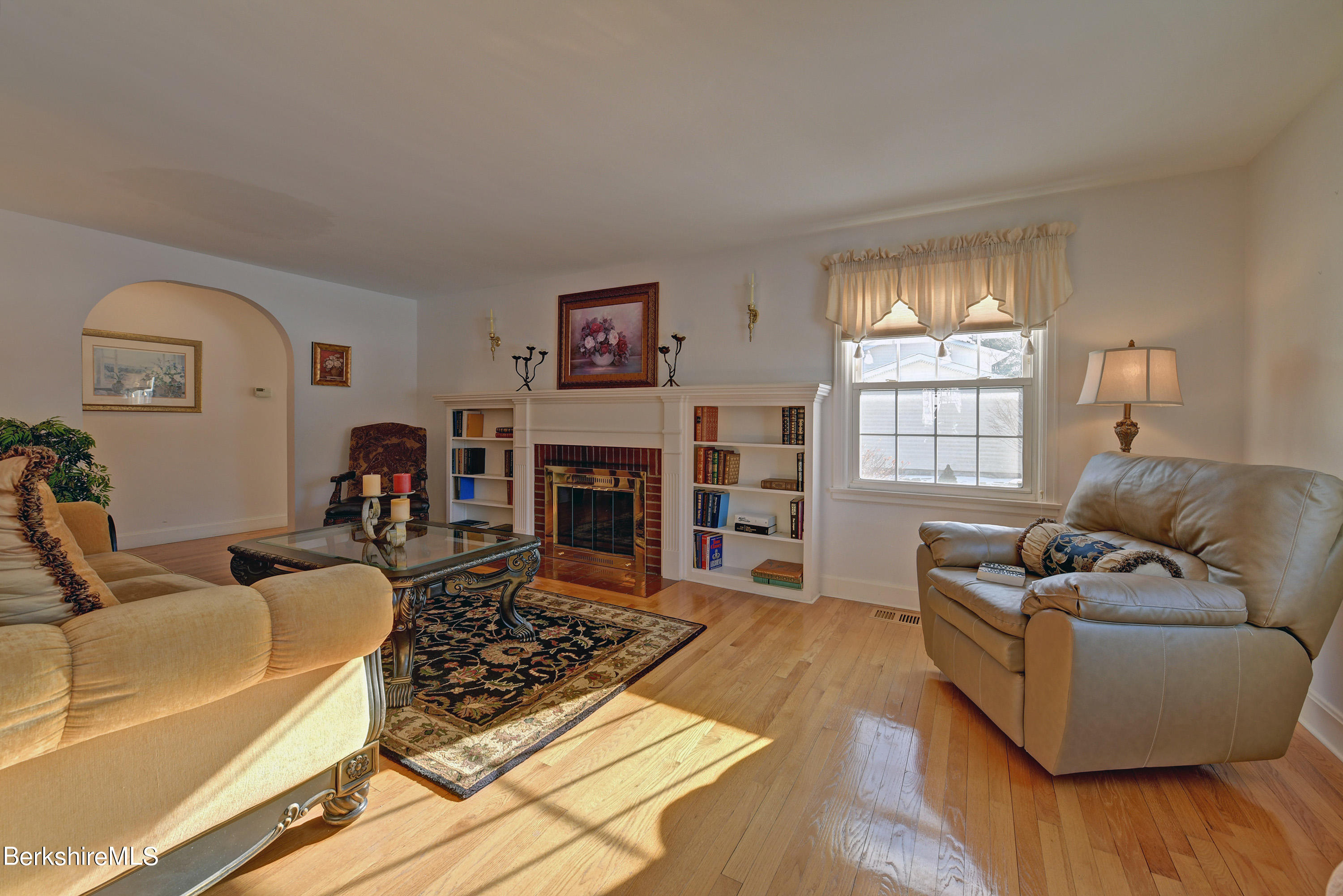 55 Roberta Road Pittsfield, MA 01201 - Photo 5 of 43 Formal Living