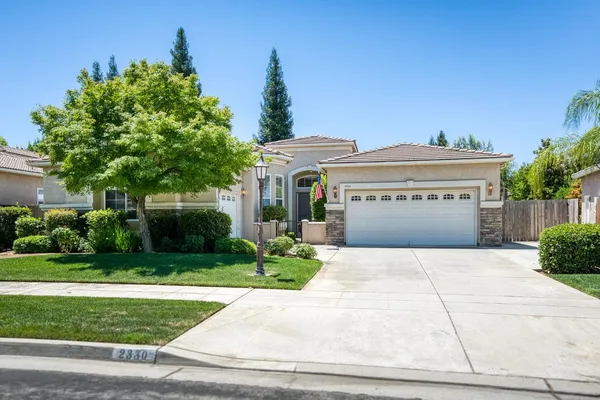 $660,000 | 2330 Deauville Circle, Clovis, CA 93619