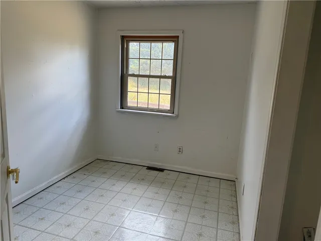 $150,001 | 4265 South Holley Road, Clarendon, NY 14470