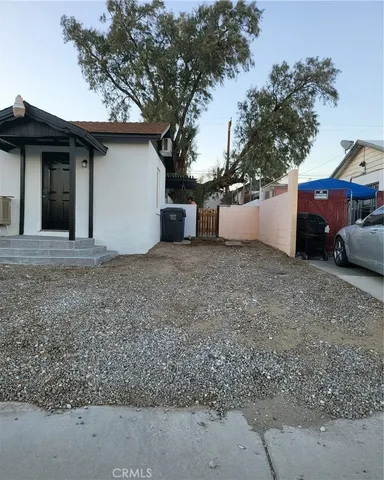 a view of a house with a outdoor space