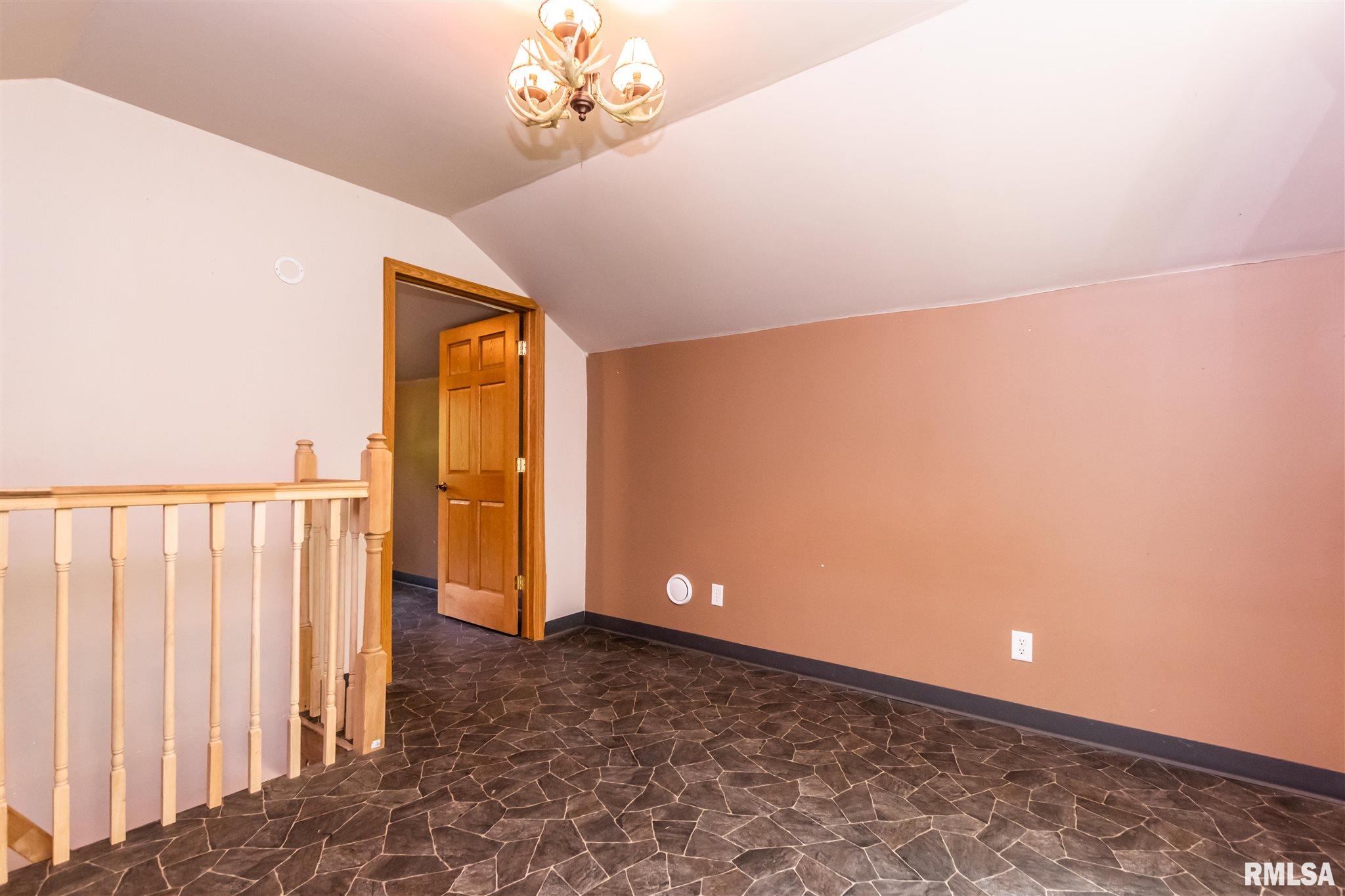 3232 Rakestraw Road Manito, IL 61546 - Photo 18 of 29 Gallery Image 18
