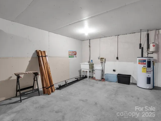 a view of a storage & utility room