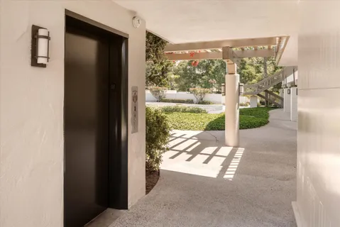 $2,400,000 | 1359 Plaza De Sonadores, Montecito, CA 93108