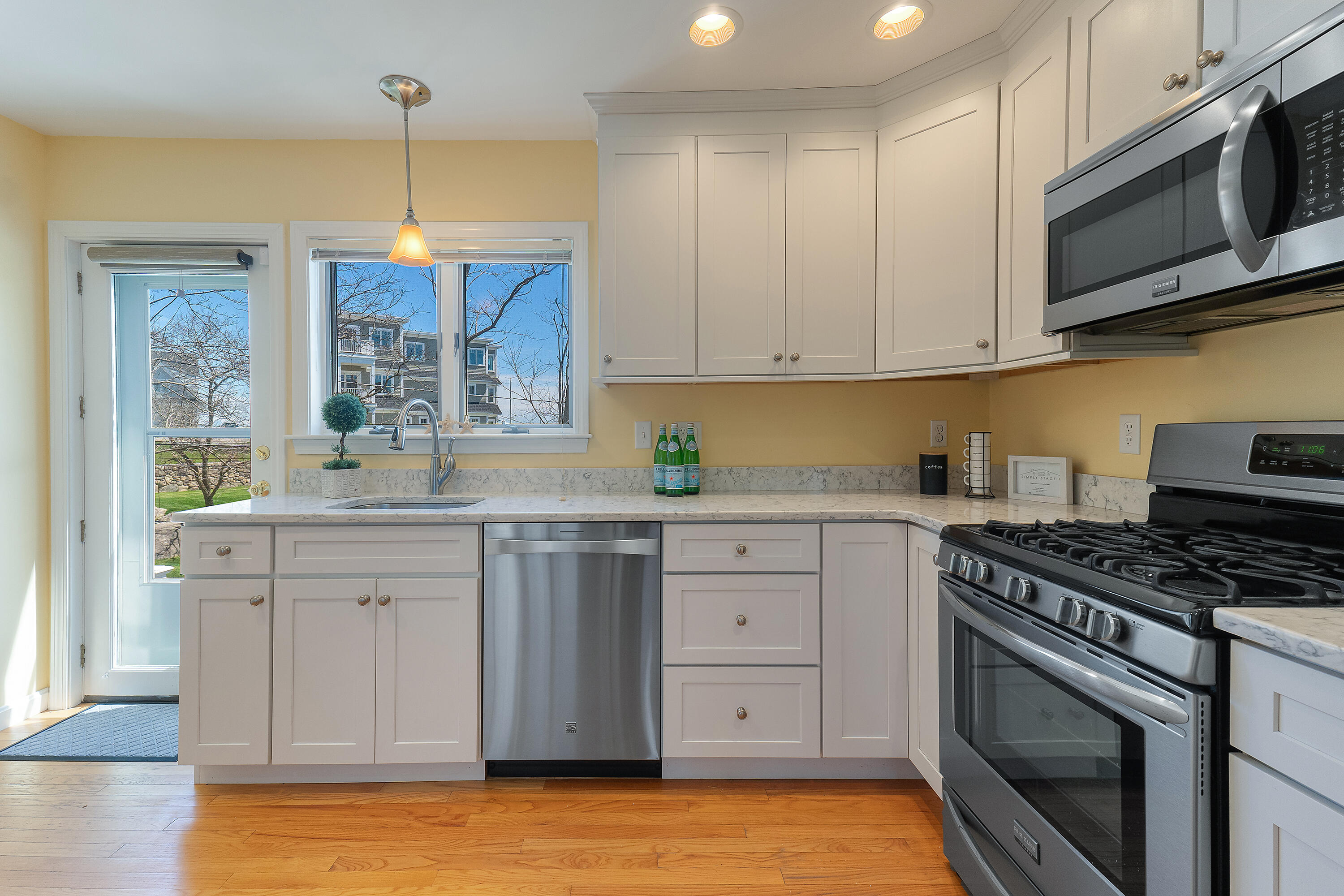 253 Nubble Road York, ME 03909 - Photo 6 of 49 253 Nubble Rd, York