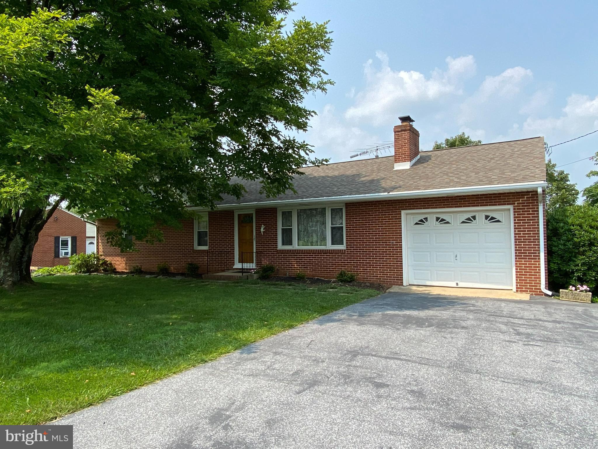 336 Hook Road Westminster, MD 21157 - Photo 1 of 22 Gallery Image 1