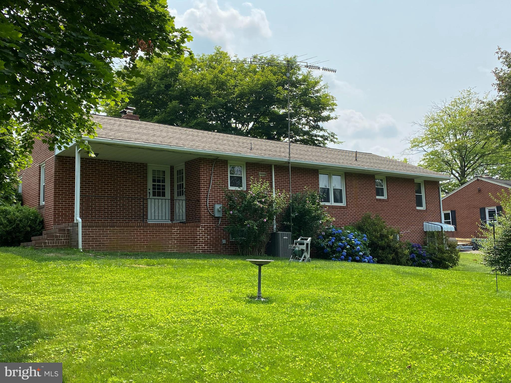 336 Hook Road Westminster, MD 21157 - Photo 3 of 22 Gallery Image 3