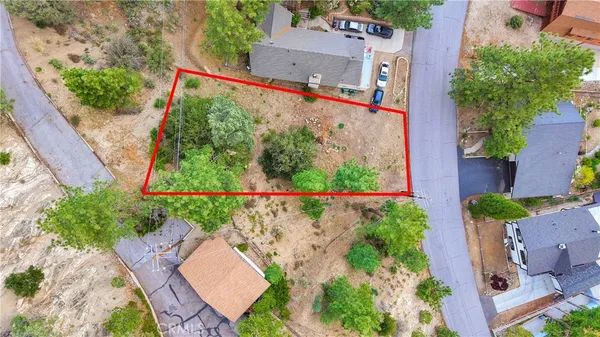 an aerial view of a tennis court