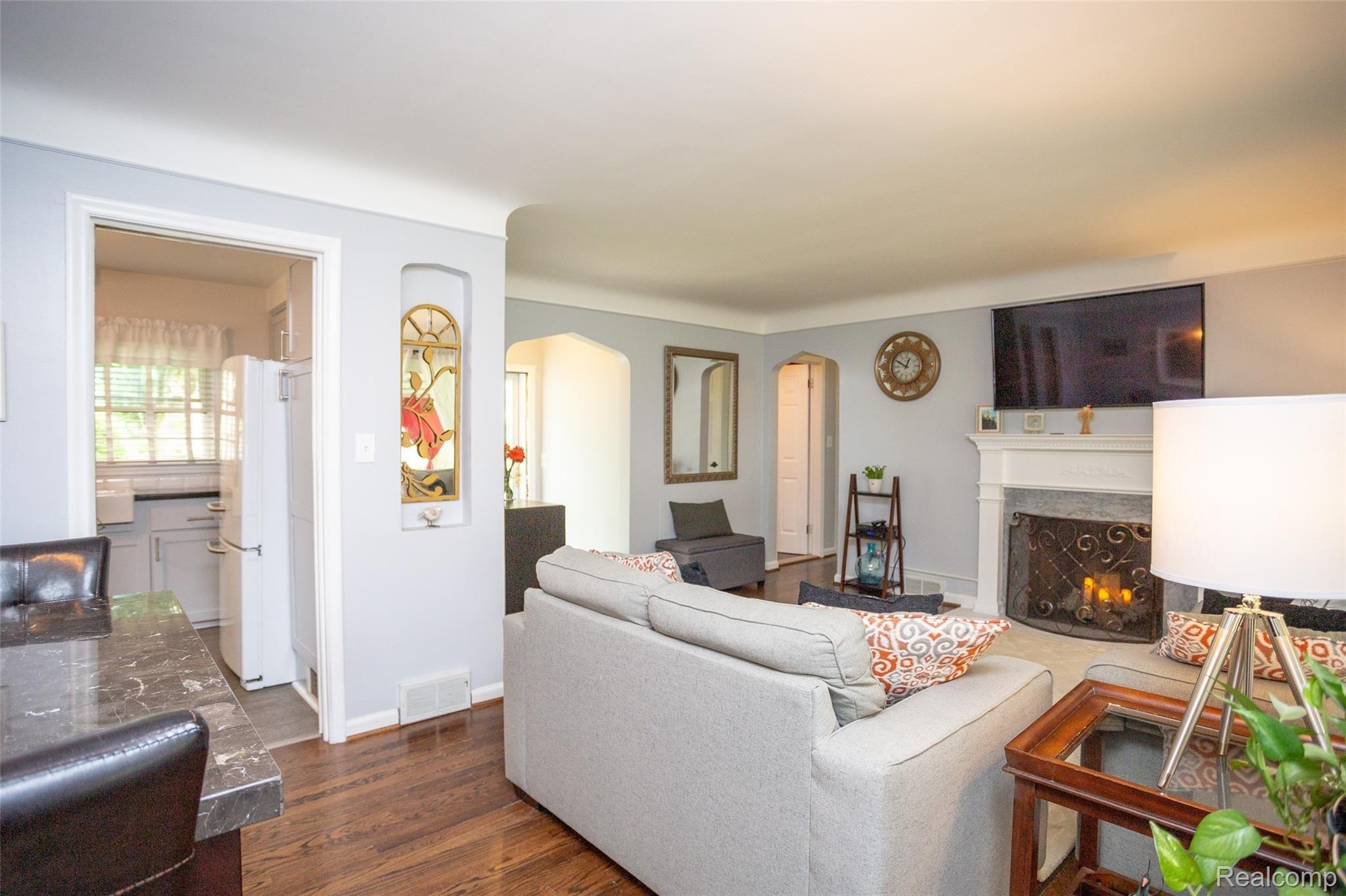 3539 Kenmore Road Berkley, MI 48072 - Photo 25 of 50 brgKEN-27.jpg