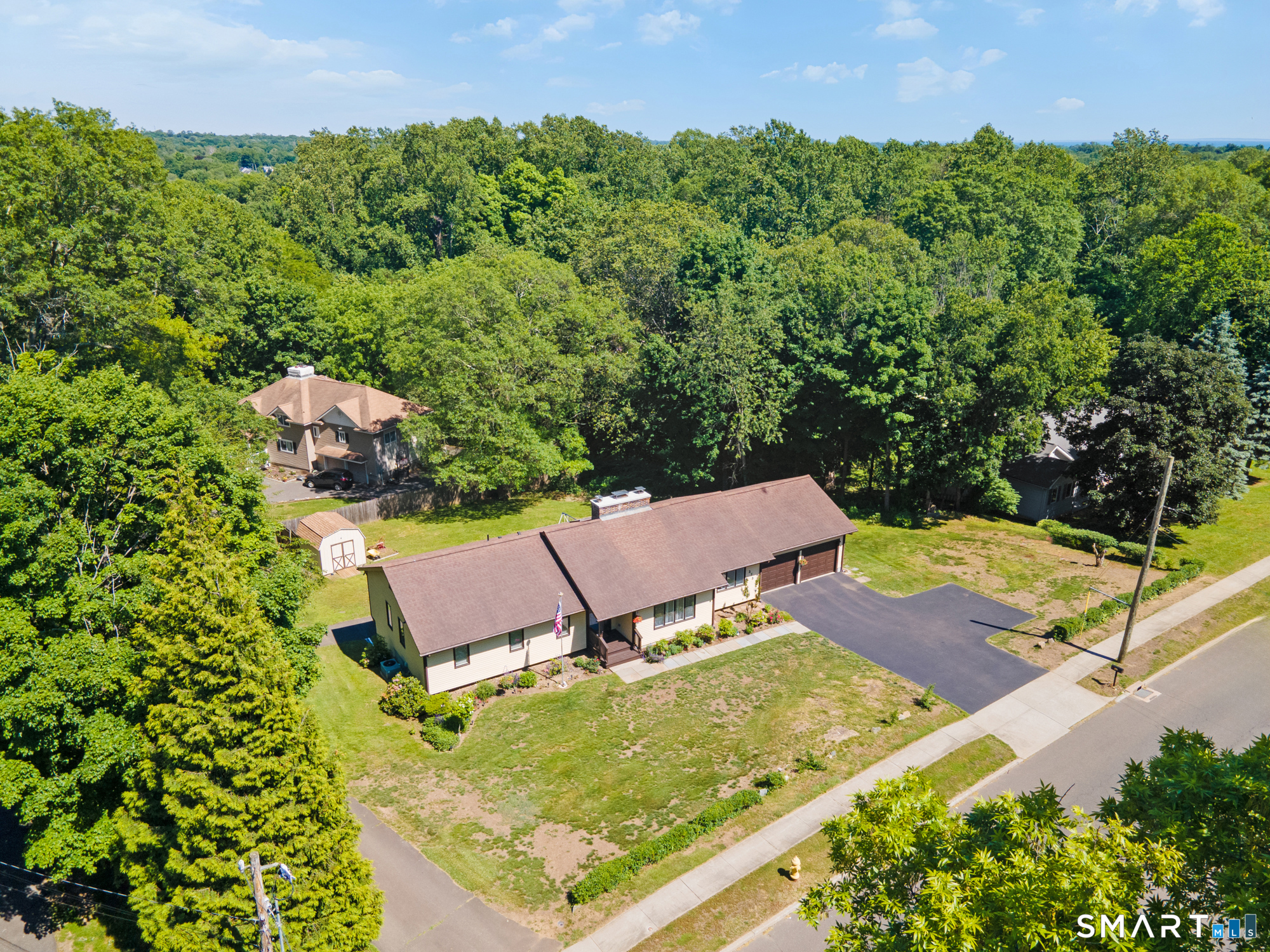 275 Wheelers Farm Road Milford, CT 06461 - Photo 2 of 34