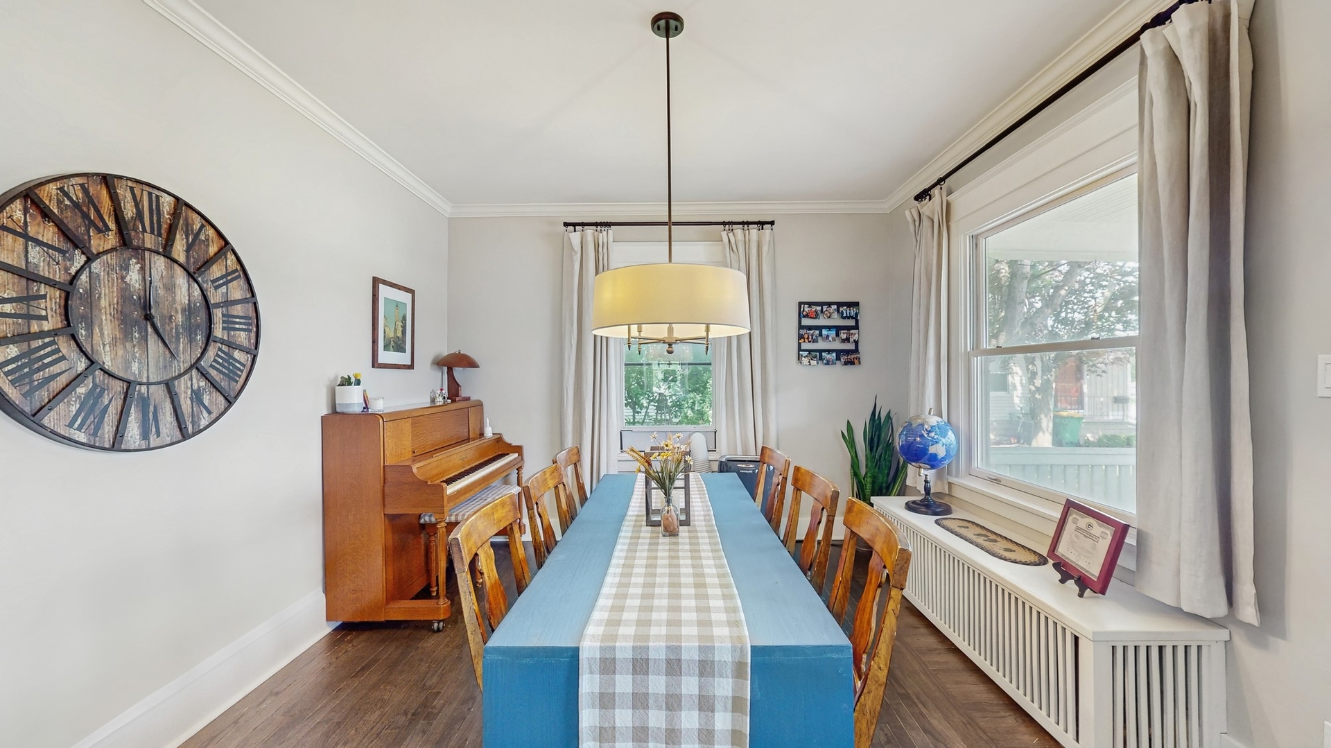 614 McCarthy Road Lemont, IL 60439 - Photo 4 of 37 a bed room with furniture and a window