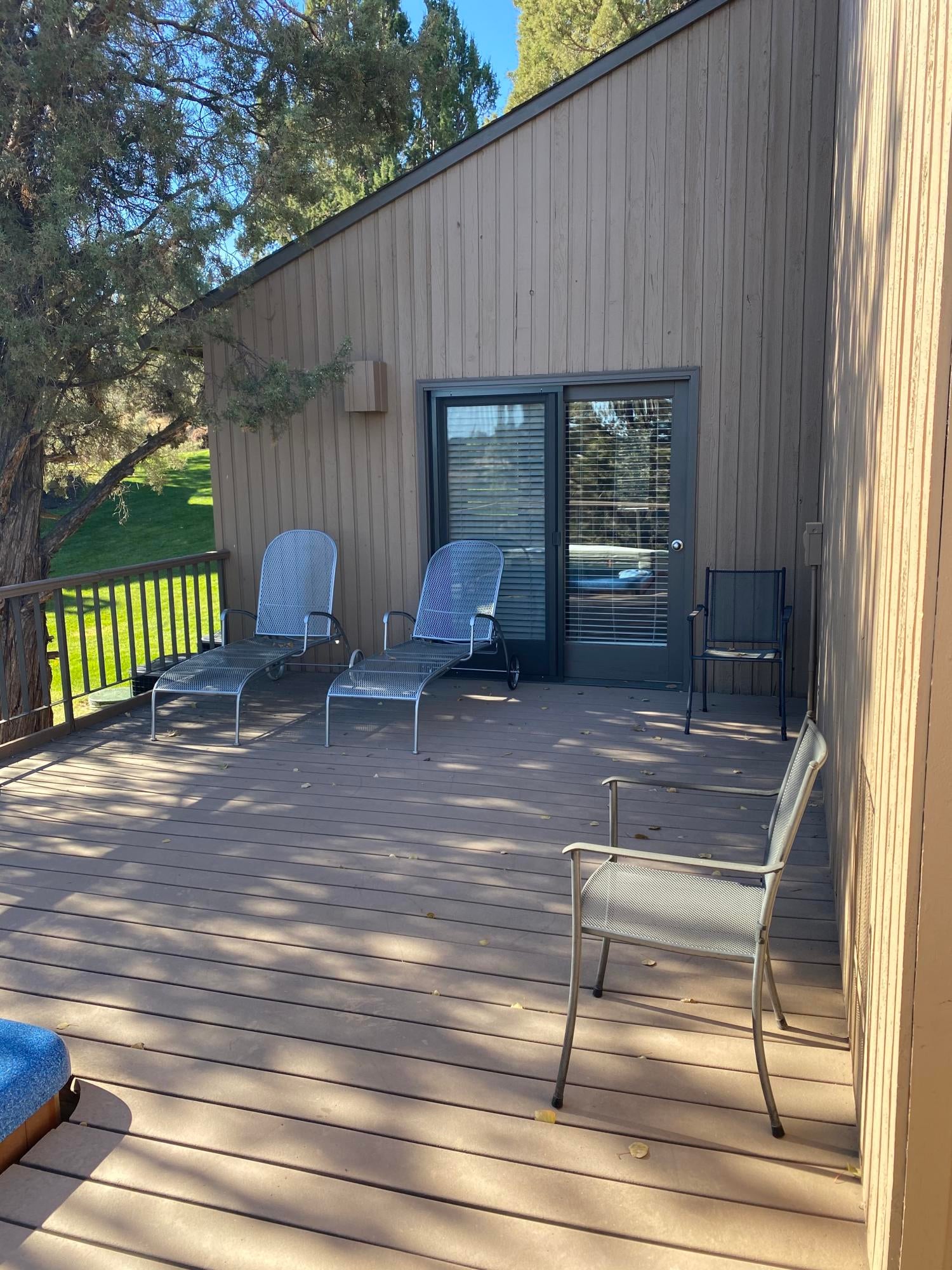 1856 Redtail Hawk Drive, Unit RV51B Redmond, OR 97756 - Photo 10 of 23 IMG_0902