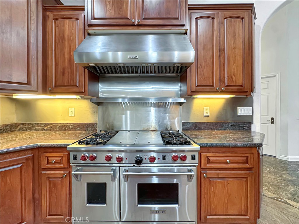 875 Clark Street Riverside, CA 92501 - Photo 12 of 56