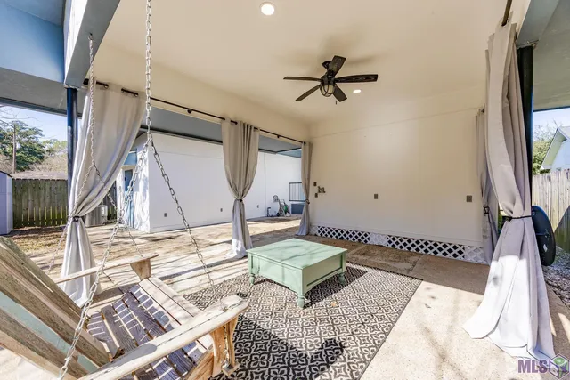 $273,000 | 423 Avenue East, Port Allen, LA 70767