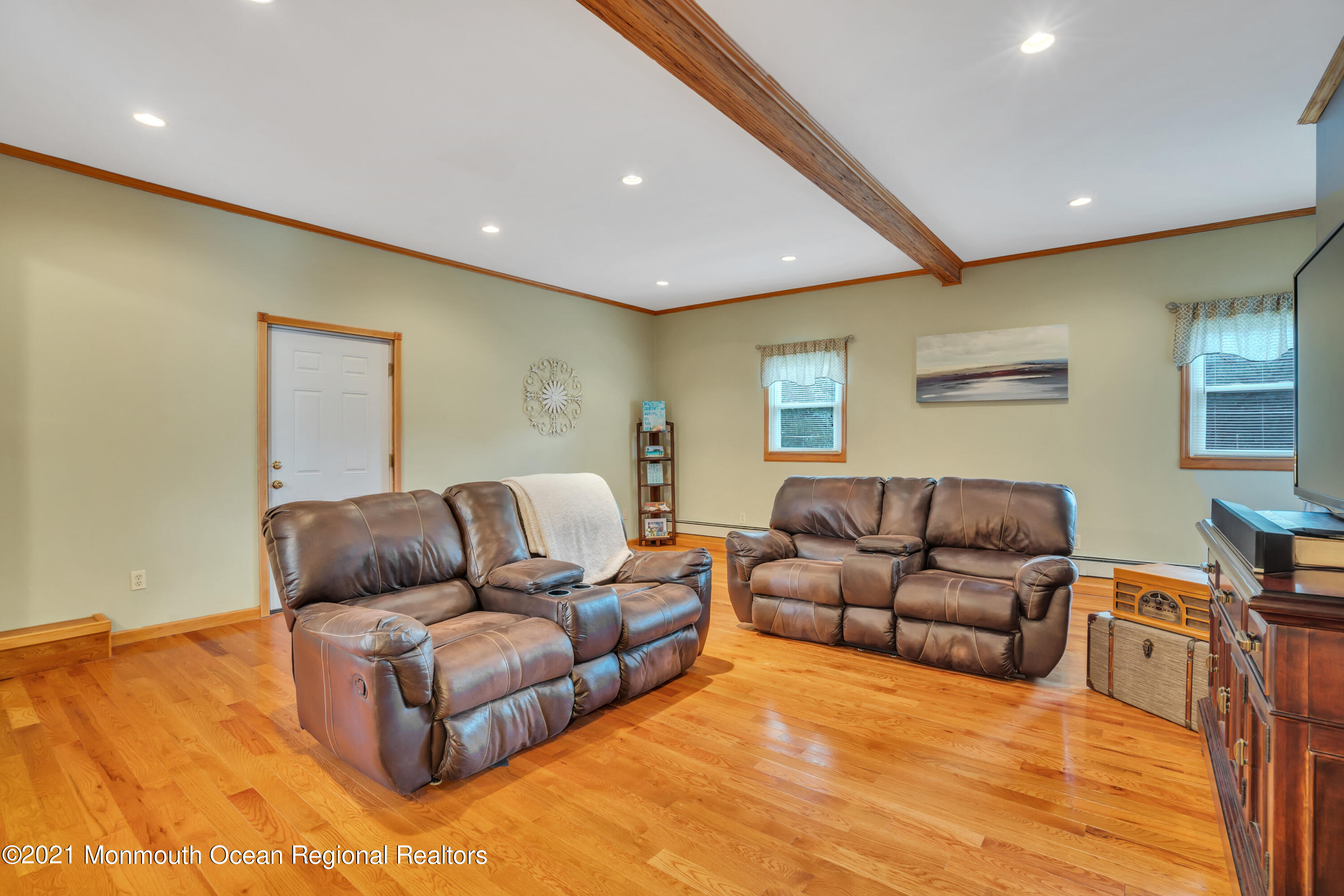 843 Nutswamp Road Red Bank, NJ 07701 - Photo 35 of 92 044_dsc09299