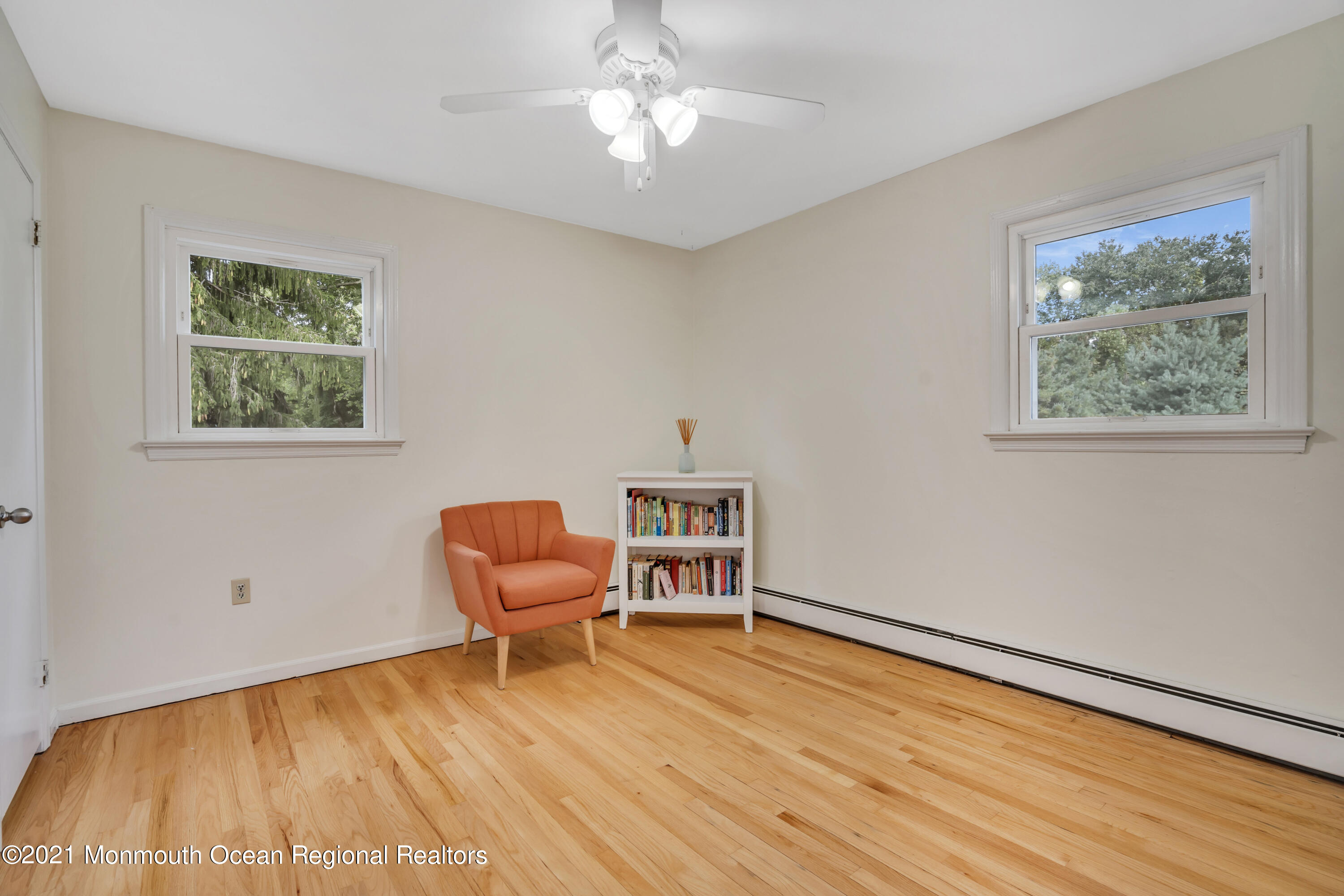 843 Nutswamp Road Red Bank, NJ 07701 - Photo 55 of 92 a workspace room with furniture and a window