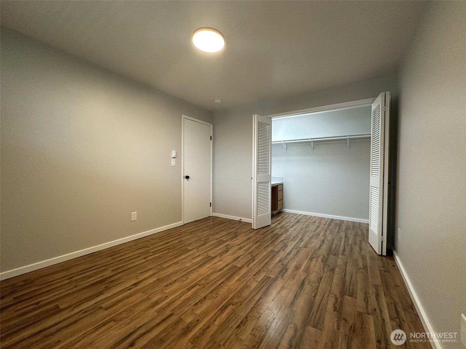 2501 Rucker Avenue Everett, WA 98201 - Photo 19 of 37 Gallery Image 19