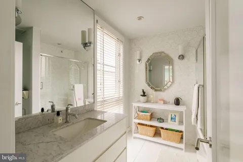 $2,450,000 | 136 North 22nd Street, Philadelphia, PA 19103