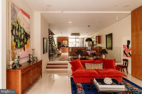 $2,450,000 | 136 North 22nd Street, Philadelphia, PA 19103