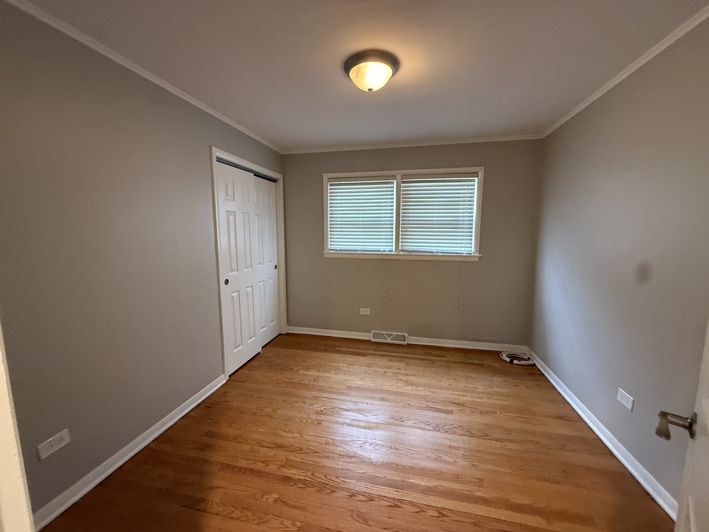 10348 South Rhodes Avenue Chicago, IL 60628 - Photo 8 of 11 Gallery Image 8